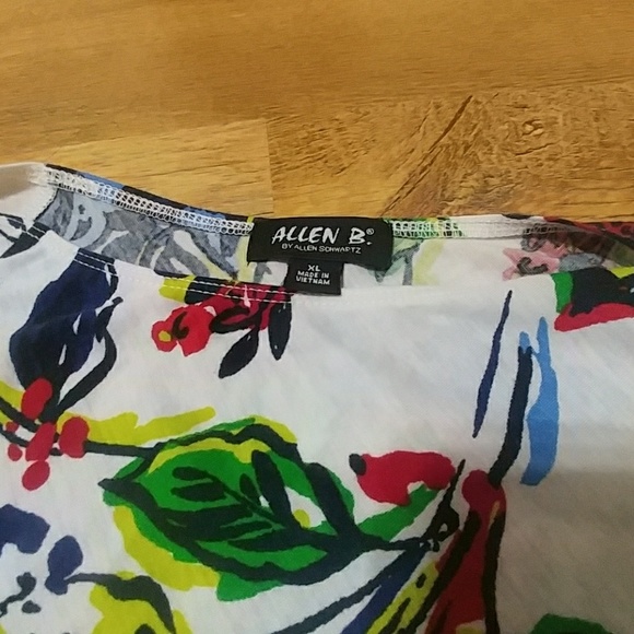 Allen B. flirty asymmetrical top - size XL - Picture 3 of 5